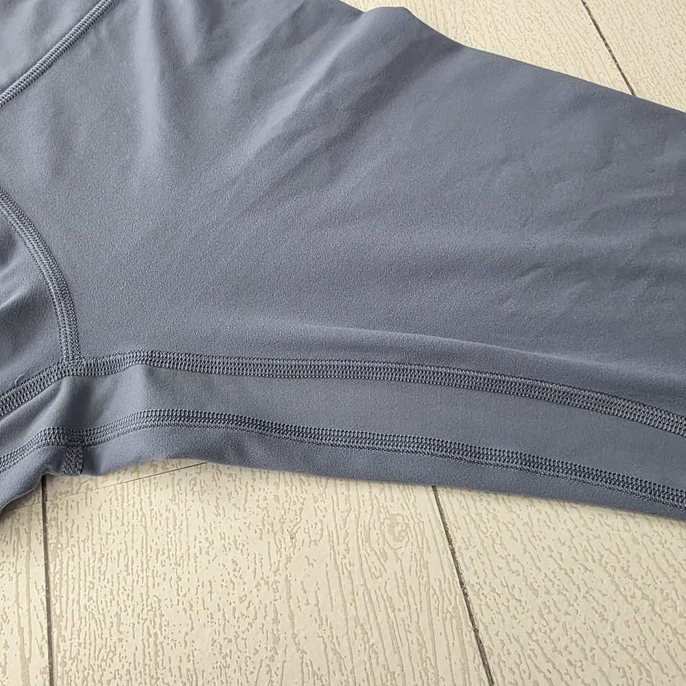 Lululemon Athletica Slate Blue Crop Leggings 6 - Picture 7 of 8
